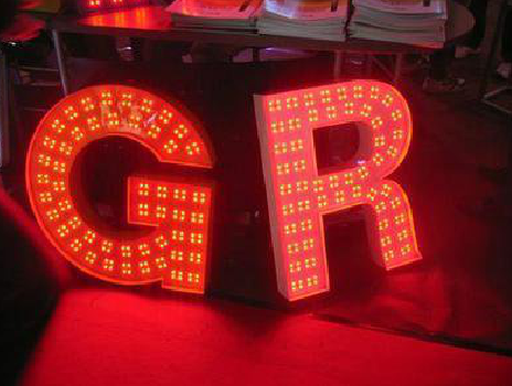 万州LED发光字有哪些优势？